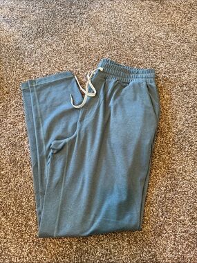 Vuori Men’s Cozy Drawstring Jogger Pants - Green